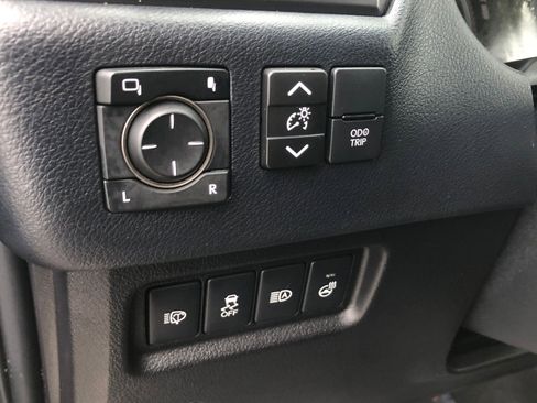 Used 2022 Lexus GX 460 image 12