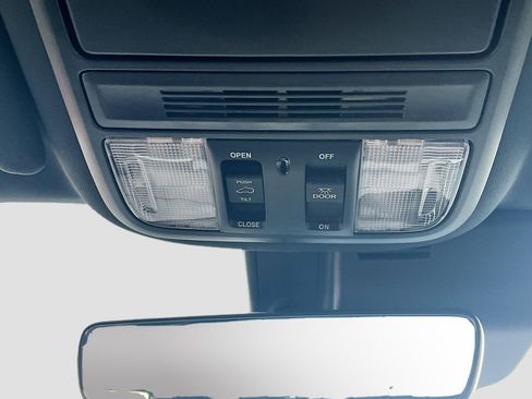 Used 2025 Honda Passport TrailSport image 22