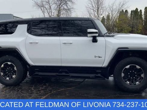 Used 2024 GMC Hummer EV 2X w/ Extreme Off-Road Package image 9