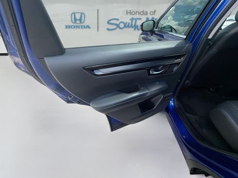 Used 2024 Honda CR-V EX-L image 25