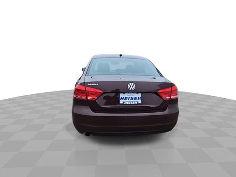 Used 2013 Volkswagen Passat 2.5 S image 7
