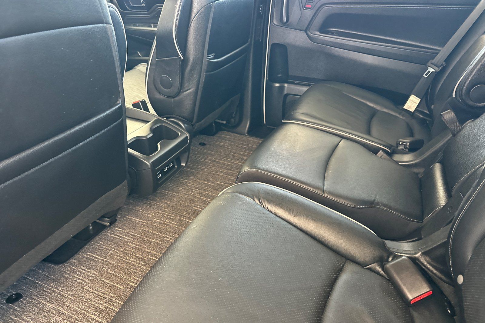 Used 2024 Honda Odyssey Elite image 9
