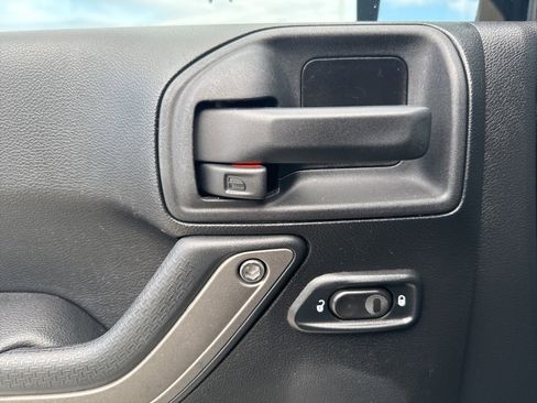 Used 2014 Jeep Wrangler Sport w/ Quick Order Package 24S image 18