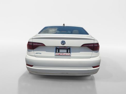 Used 2021 Volkswagen Jetta S w/ Driver Assistance Package FWD image 4