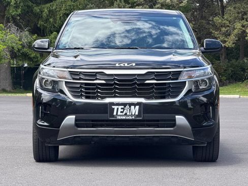 Certified 2024 Kia Seltos LX AWD/4WD image 9