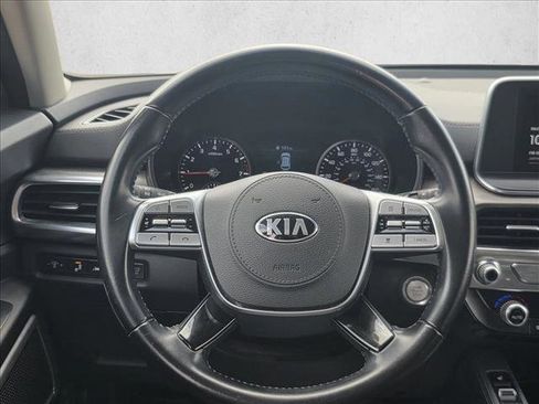 Used 2020 Kia Telluride EX image 15