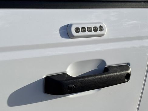 Used 2023 Ford Bronco Wildtrak image 14