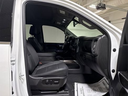 Used 2022 Chevrolet Silverado 2500 LTZ w/ LTZ Convenience Package image 21