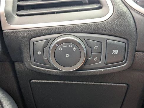 Used 2020 Ford Edge SEL FWD image 13