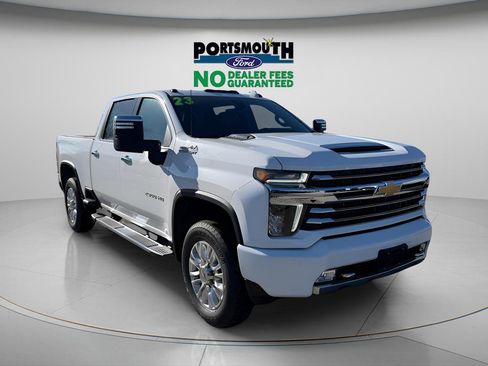 Used 2023 Chevrolet Silverado 2500 High Country w/ Z71 Off-Road Package AWD/4WD image 1