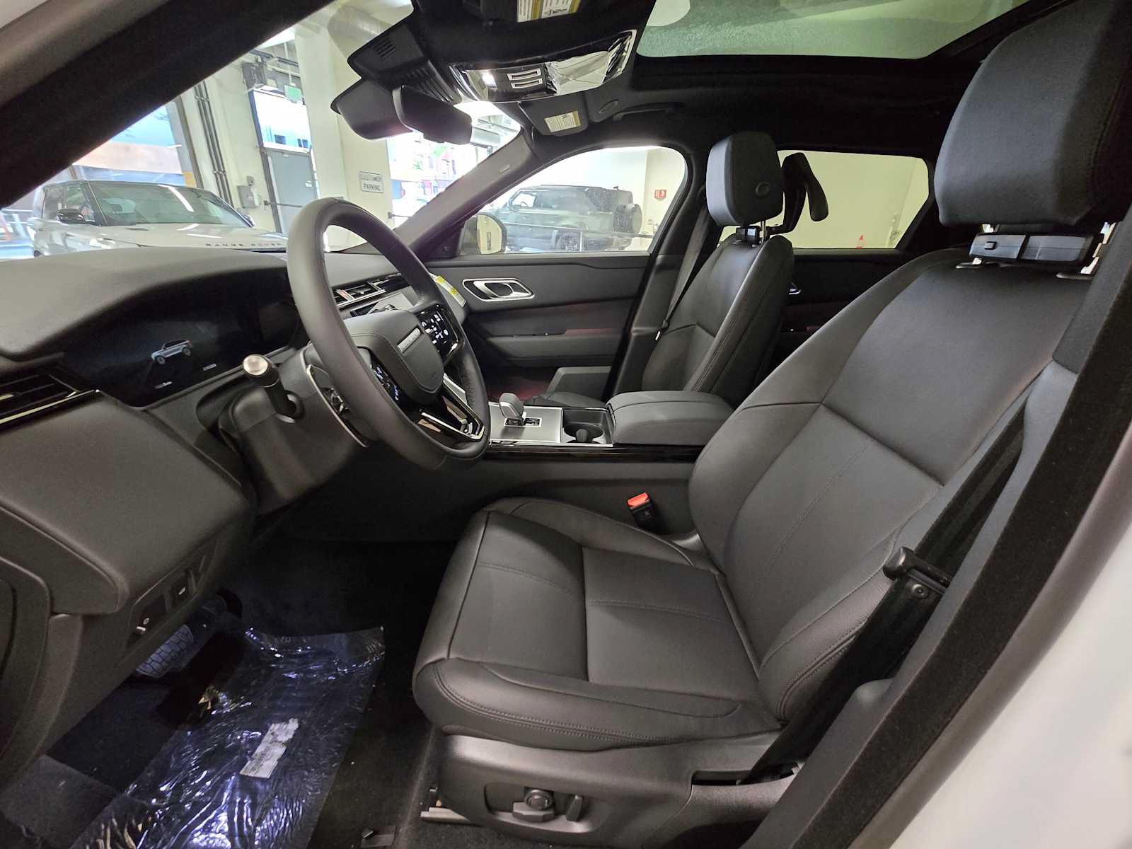 New 2026 Land Rover Range Rover Velar S AWD/4WD image 20