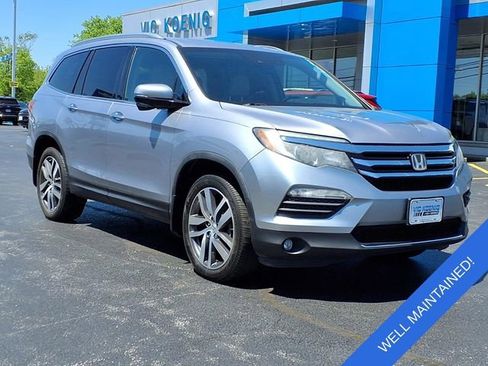 Used 2018 Honda Pilot Touring image 2