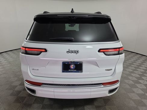 Used 2024 Jeep Grand Cherokee L Summit AWD/4WD image 6