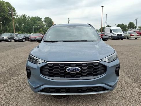 Certified 2023 Ford Escape ST-Line w/ Tech Pack #1 AWD/4WD image 2