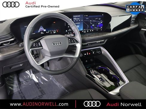 Certified 2025 Audi Q5 Premium Plus w/ Premium Plus image 2