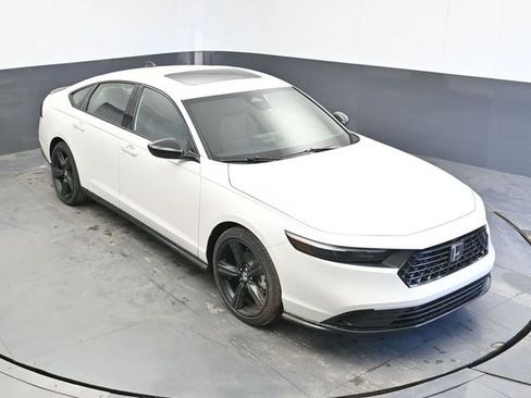 New 2026 Honda Accord Hybrid Sport-L image 13