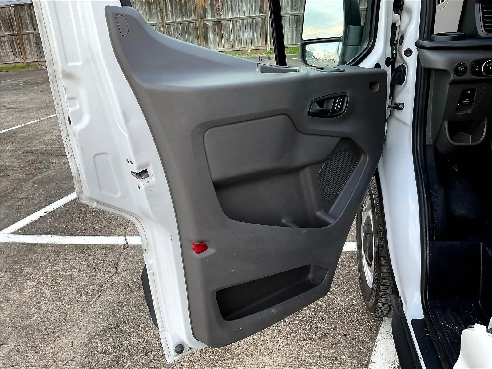 Used 2023 Ford Transit 150 Low Roof RWD image 17