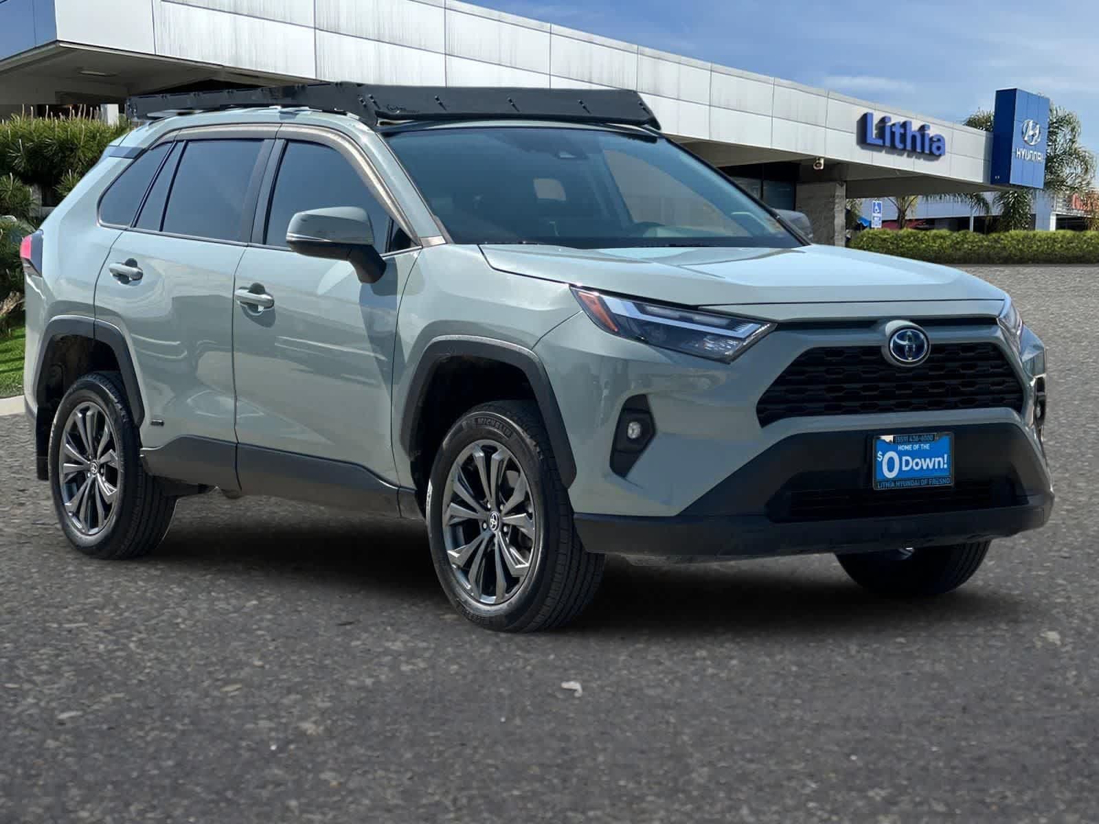 Used 2023 Toyota RAV4 XLE Premium AWD/4WD image 10