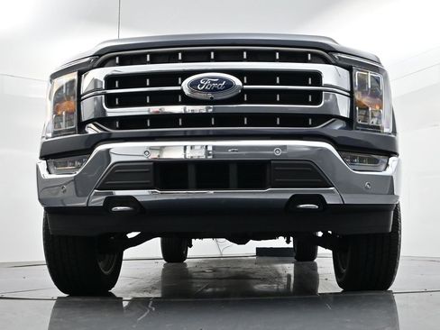 Used 2022 Ford F150 Lariat w/ Max Trailer Tow Package image 40