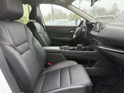 Used 2023 Nissan Rogue SV w/ SV Premium B Package AWD/4WD image 37