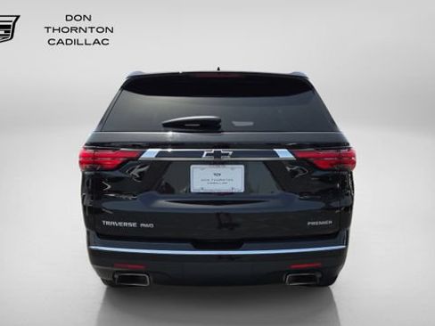 Used 2023 Chevrolet Traverse Premier AWD/4WD image 6