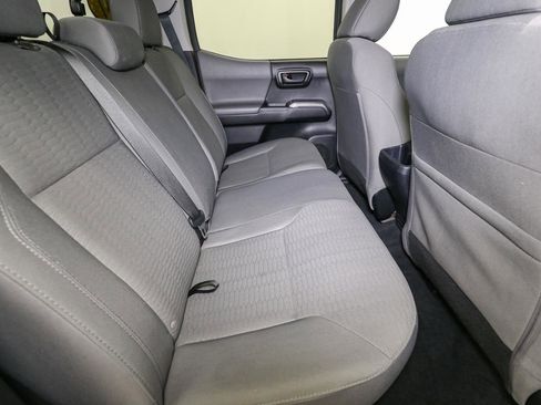 Used 2017 Toyota Tacoma SR5 image 20