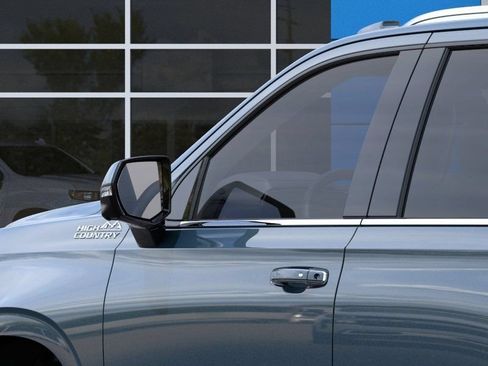 New 2026 Chevrolet Tahoe High Country AWD/4WD image 12