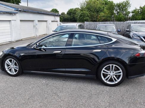 Used 2013 Tesla Model S RWD image 3