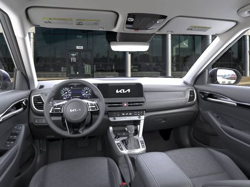 New 2026 Kia Seltos EX FWD image 14