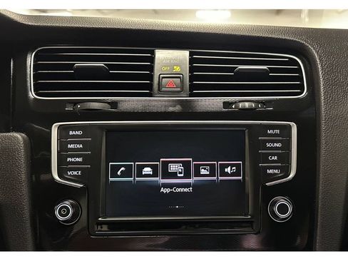 Used 2016 Volkswagen GTI SE FWD image 28