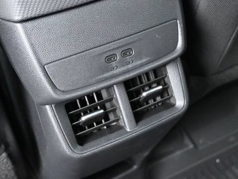 New 2026 Chevrolet Equinox LT w/ Midnight Edition FWD image 21