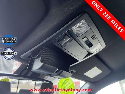 Used 2019 Toyota Tacoma TRD Sport image 31