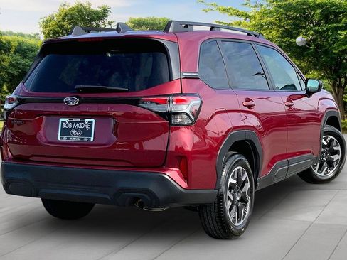 Used 2026 Subaru Forester Premium AWD/4WD image 6