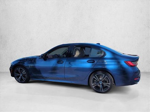 Used 2023 BMW 330e w/ Premium Package image 8