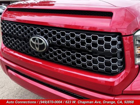 Used 2018 Toyota Tundra Platinum AWD/4WD image 38