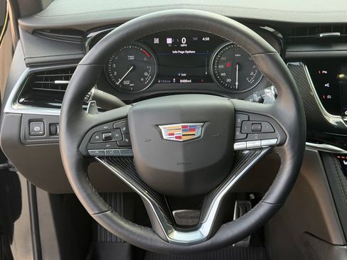 Used 2024 Cadillac XT6 Sport w/ Technology Package AWD/4WD image 22