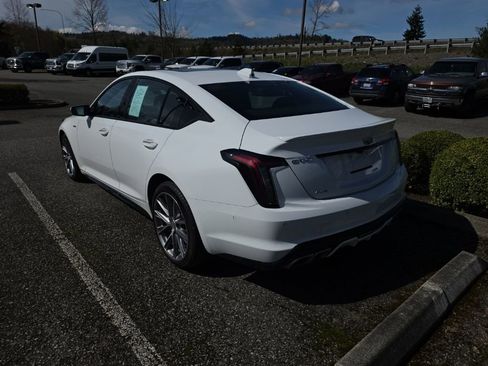 Used 2023 Cadillac CT5 V image 5