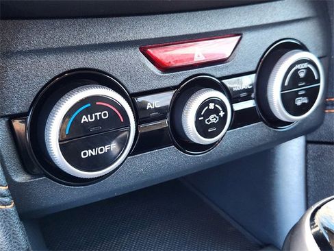 Used 2021 Subaru Crosstrek 2.5i Limited w/ Moonroof Package 2 image 17