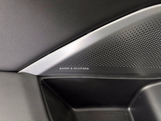 Used 2026 Acura MDX w/ Technology Package FWD image 12