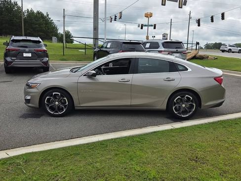 Used 2023 Chevrolet Malibu LT FWD image 4