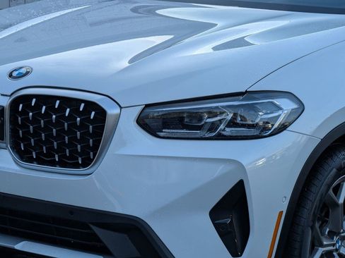 Certified 2024 BMW X4 xDrive30i image 11