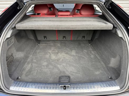 Used 2020 Lamborghini Urus image 25