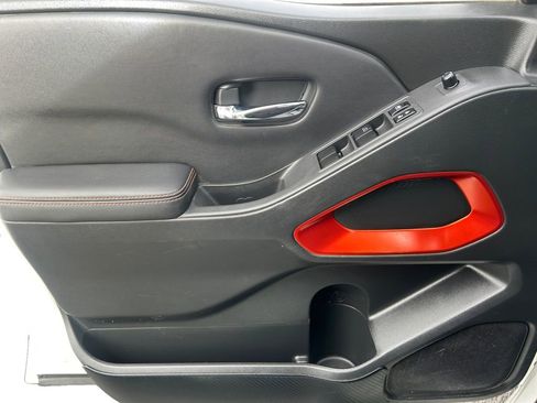 Used 2022 Nissan Frontier PRO-4X w/ Off-Road Protection Package image 18