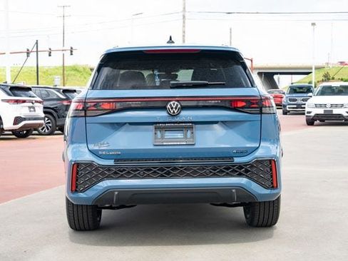 New 2026 Volkswagen Tiguan SEL R-Line AWD/4WD image 5