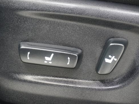 Used 2015 Toyota 4Runner SR5 RWD image 16
