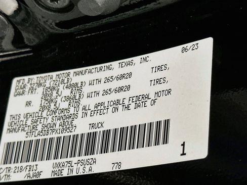 Used 2023 Toyota Tundra SR5 w/ SR5 Convenience Package AWD/4WD image 12