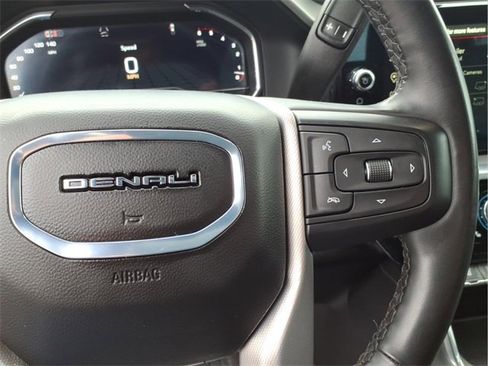 Used 2024 GMC Sierra 2500 Denali w/ Denali Reserve Package image 16