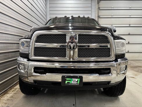 Used 2015 RAM 3500 Laramie Longhorn image 2