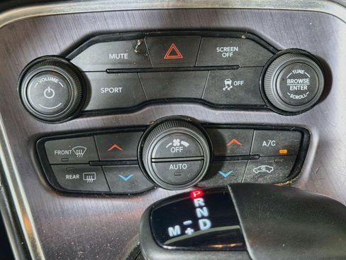 Used 2018 Dodge Challenger SXT w/ Blacktop Package RWD image 19