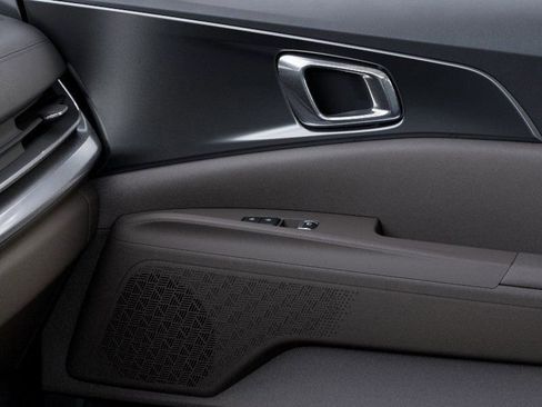 New 2026 Kia Carnival LX FWD image 25
